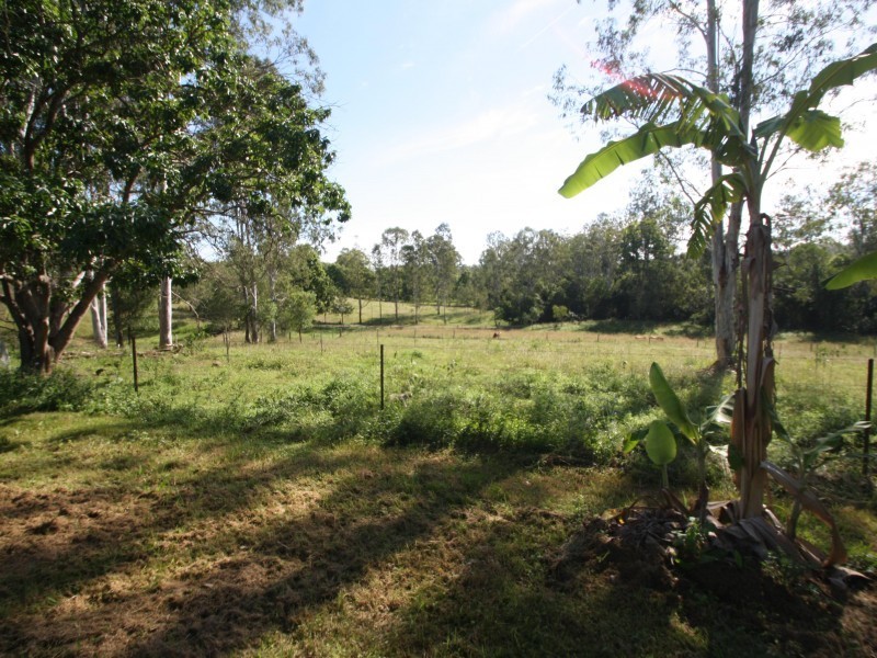 50 Booths Road, Curra QLD 4570