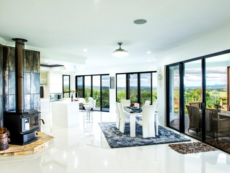 207 Fritz Road, Chatsworth QLD 4570