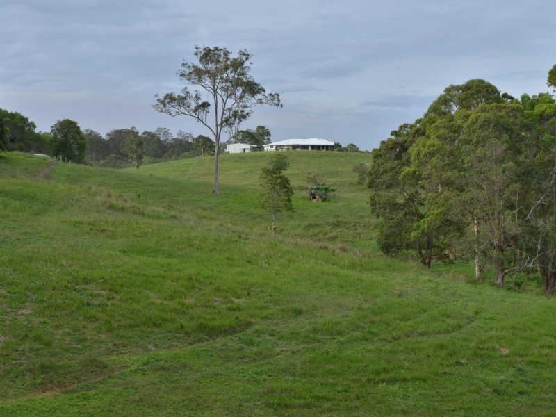 207 Fritz Road, Chatsworth QLD 4570