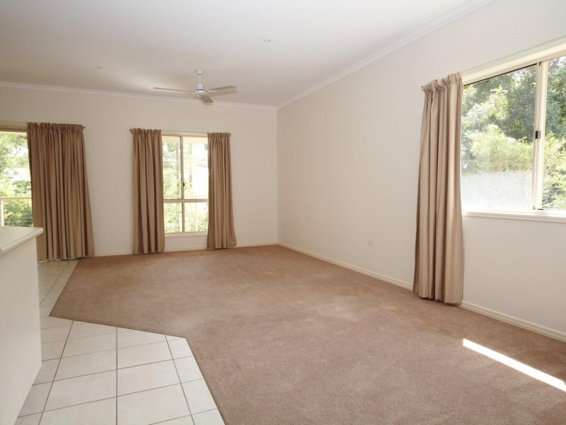 22 Jasmine Avenue, Southside QLD 4570