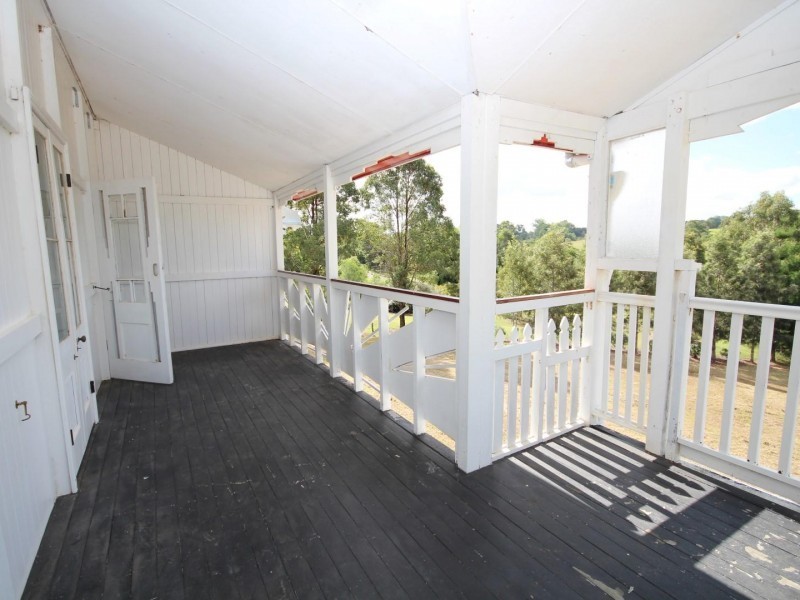 19 Edinburgh Court, East Deep Creek QLD 4570