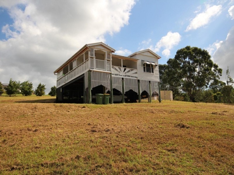 19 Edinburgh Court, East Deep Creek QLD 4570