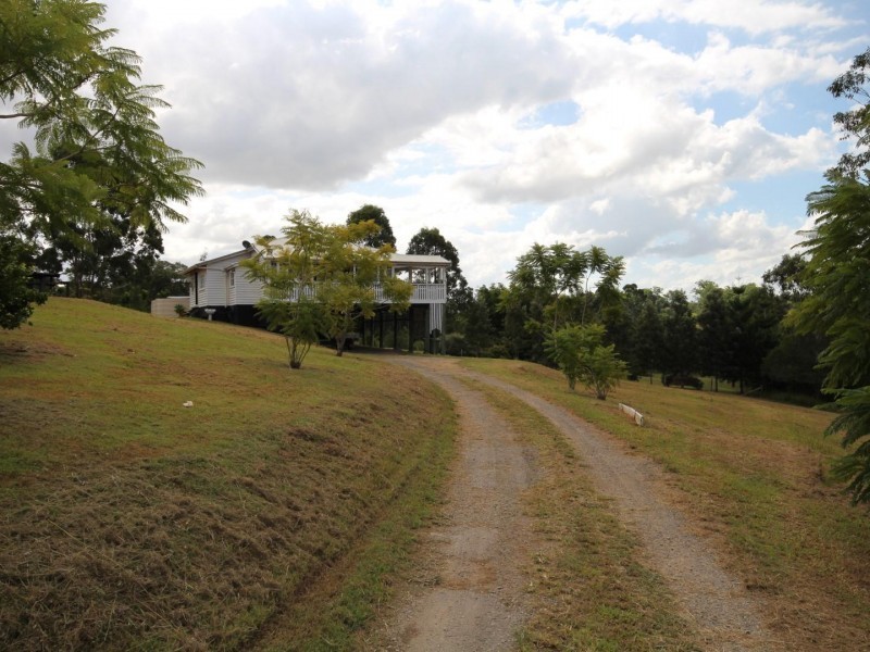 19 Edinburgh Court, East Deep Creek QLD 4570