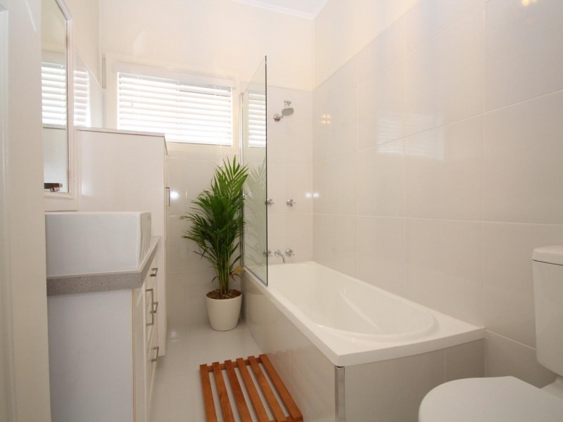 5 McAuliffe Road, Monkland QLD 4570
