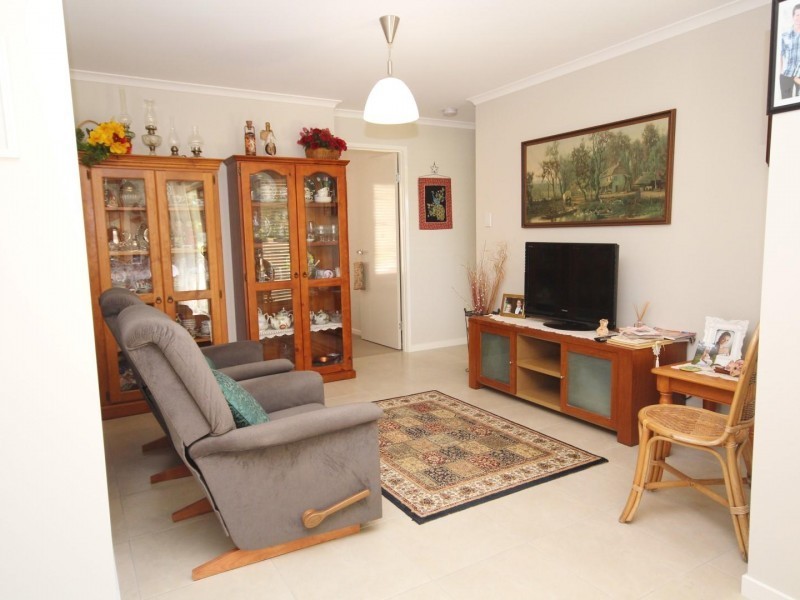 33 Watson Road, Southside QLD 4570