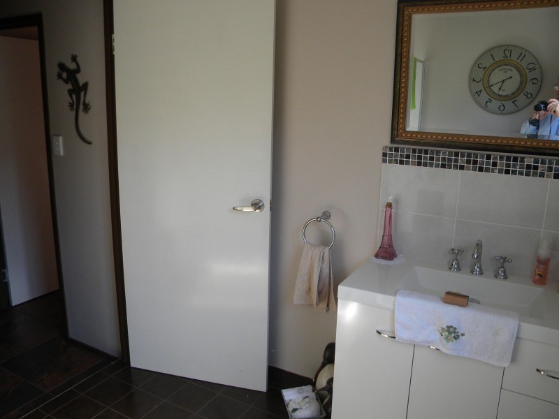 9 Serena Court, Monkland QLD 4570