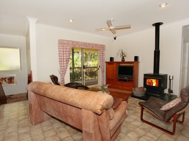 20 Mataranka Road, Veteran QLD 4570