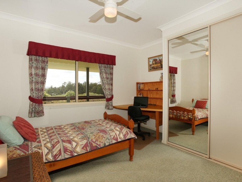 20 Mataranka Road, Veteran QLD 4570