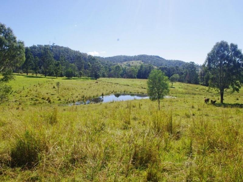 137 Boyle Road, The Palms QLD 4570