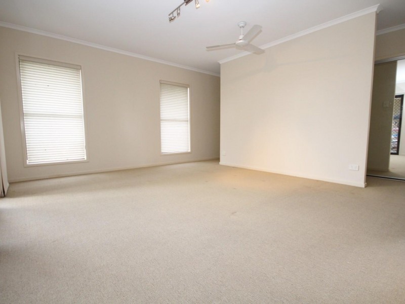 56 Fraser Road, Araluen QLD 4570