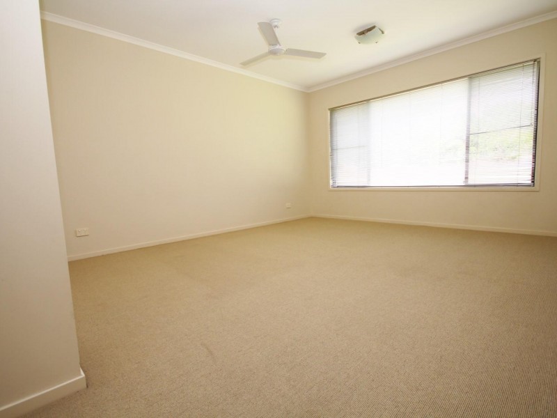 56 Fraser Road, Araluen QLD 4570