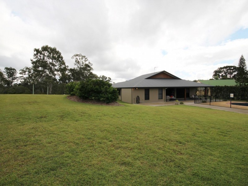 56 Fraser Road, Araluen QLD 4570