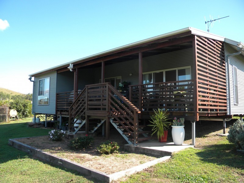 38 Chamberlain St, Woolooga QLD 4570