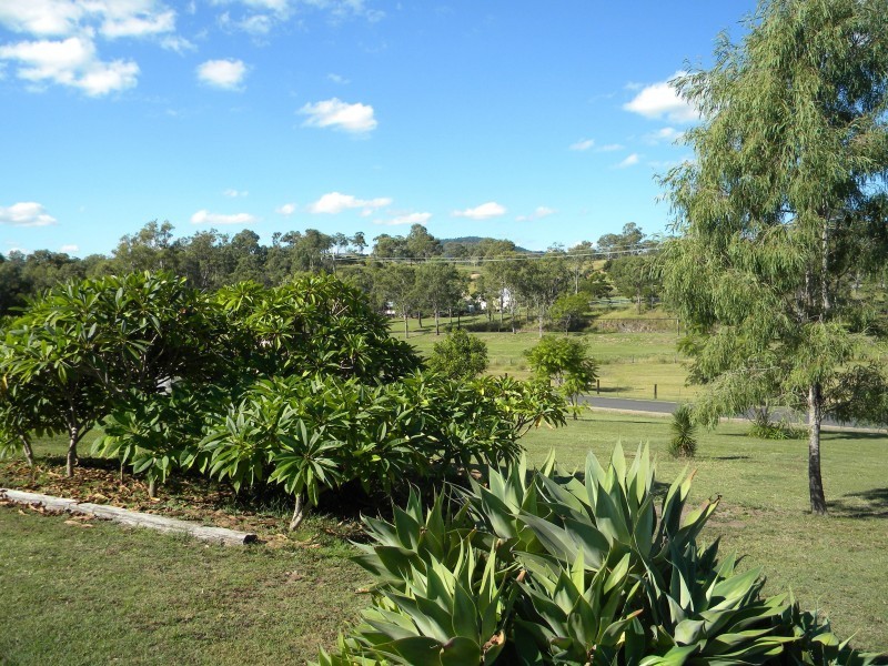 38 Chamberlain St, Woolooga QLD 4570