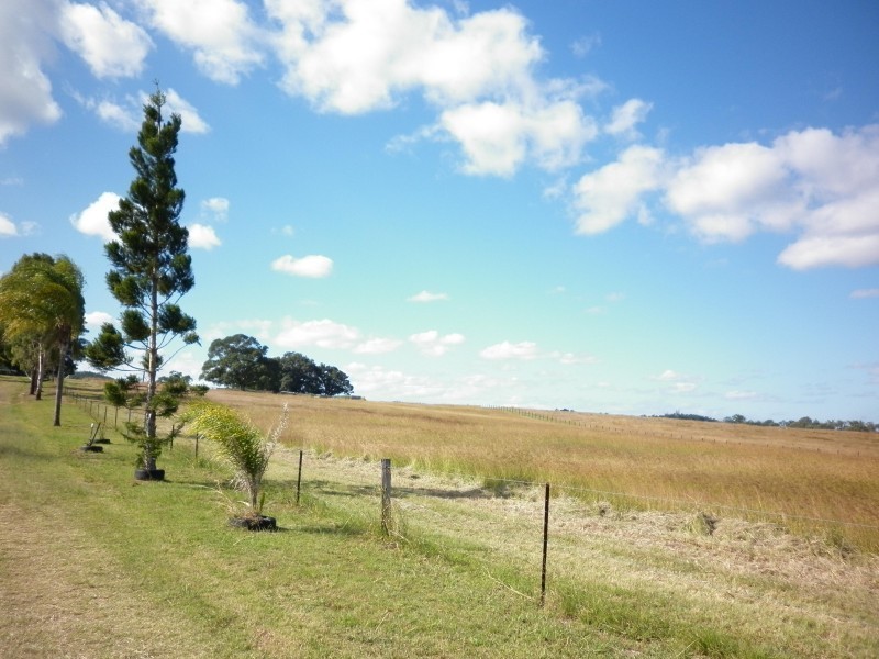 5289 Brooweena Woolooga Rd, Woolooga QLD 4570