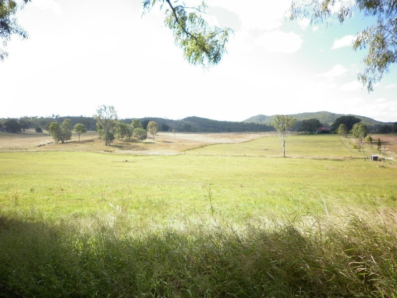 5289 Brooweena Woolooga Rd, Woolooga QLD 4570