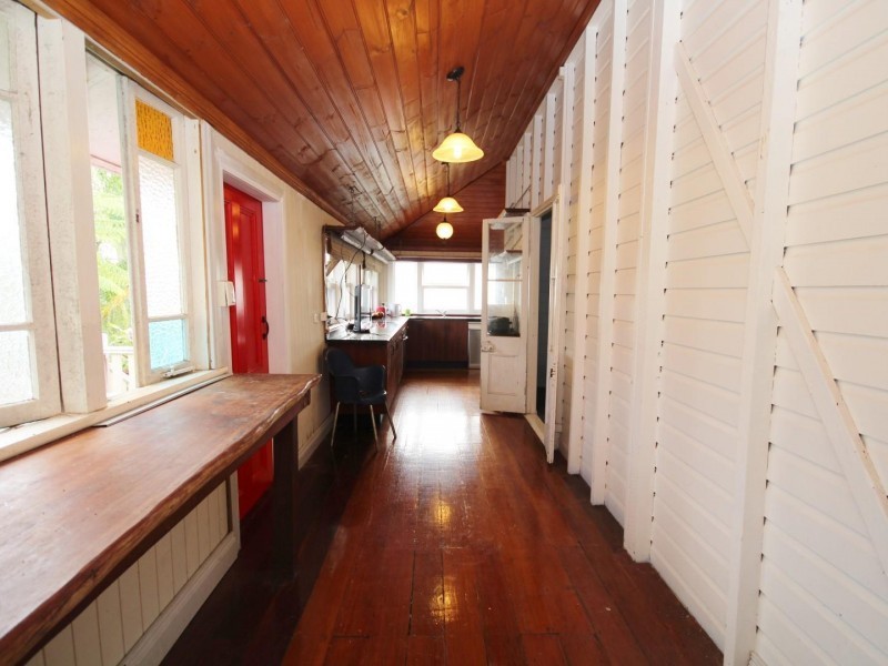 11 Crescent Road, Gympie QLD 4570