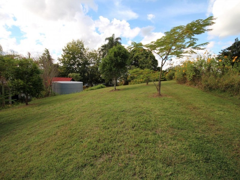 11 Crescent Road, Gympie QLD 4570