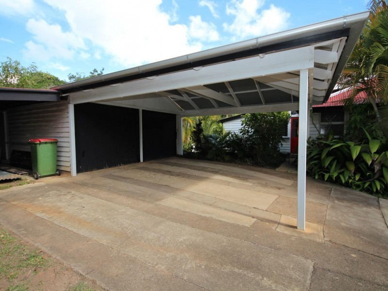 11 Crescent Road, Gympie QLD 4570