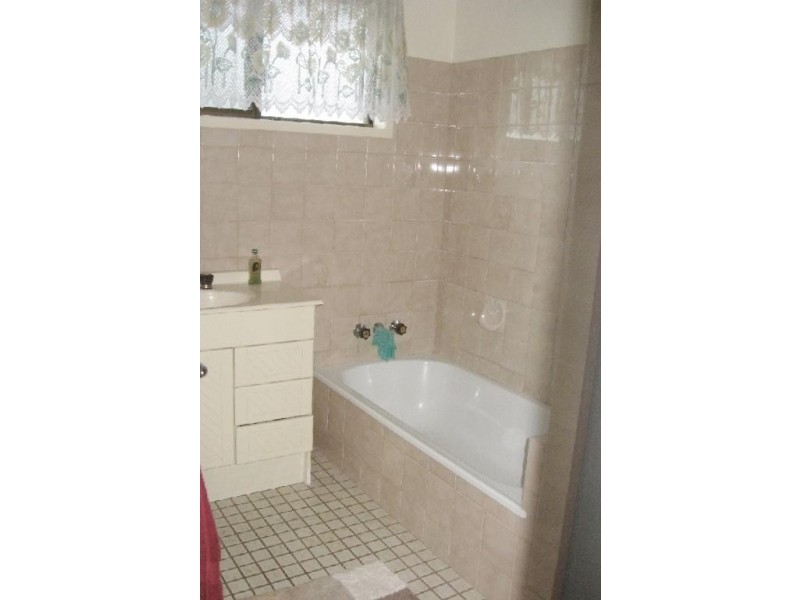 34  Glastonbury Road, Southside QLD 4570