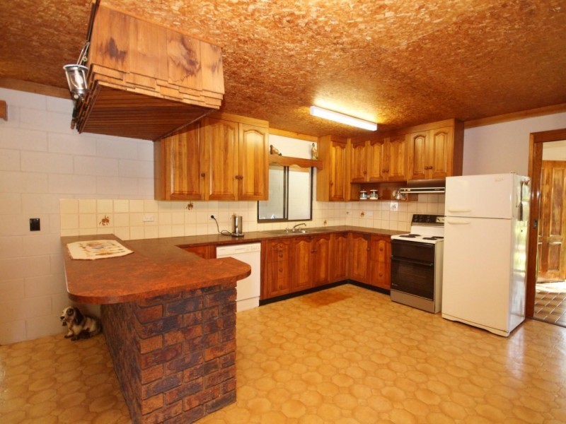 22 Van Doren Road, Southside QLD 4570