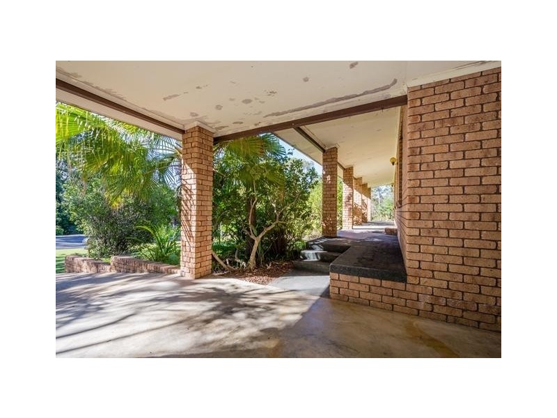 12 Johnstone Road, Southside QLD 4570