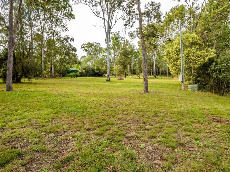 3 Edith Road, Mothar Mountain QLD 4570
