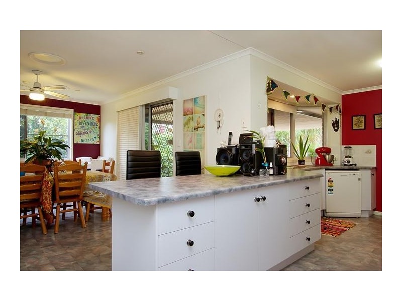 119 Groundwater Rd, Southside QLD 4570