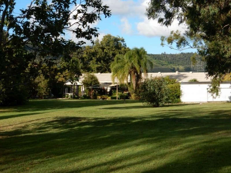 1 Theebine Road, Theebine QLD 4570