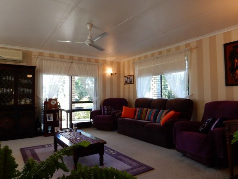 1 Theebine Road, Theebine QLD 4570