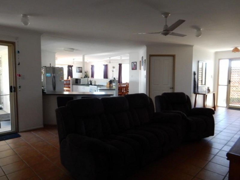 19 Mariposa Place, Cooloola Cove QLD 4580