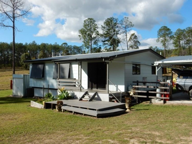 121 Arborcrescent Road, Glenwood QLD 4570