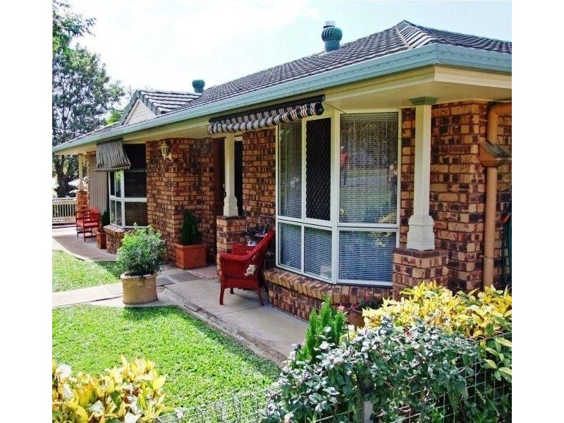 14 Price Street, Tiaro QLD 4650