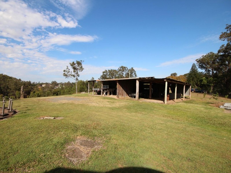 6 Friske Road, Victory Heights QLD 4570