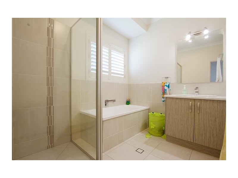 18 Watergum Drive, Pie Creek QLD 4570