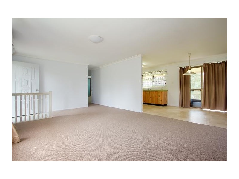 58  Watson Rd, Southside QLD 4570