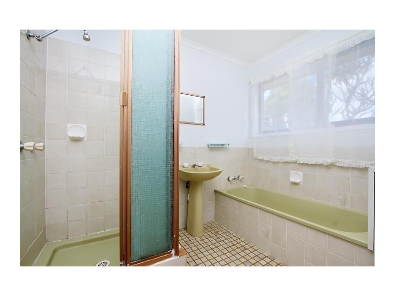 58  Watson Rd, Southside QLD 4570