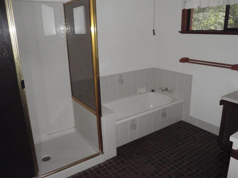 171  Allen Road, Chatsworth QLD 4570