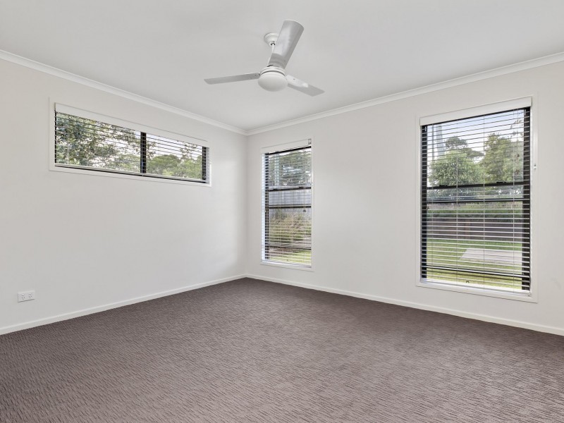 Unit 1 & 2 / 83 Groundwater Rd, Southside QLD 4570