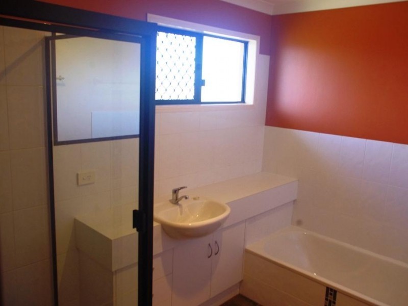 6 Meek Street, Tingoora QLD 4608