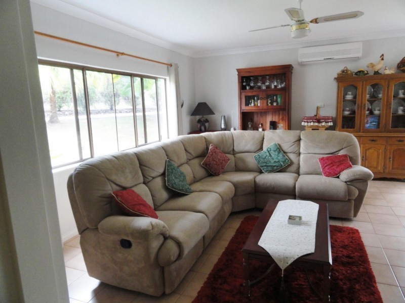 89 Green Trees Road, Pie Creek QLD 4570