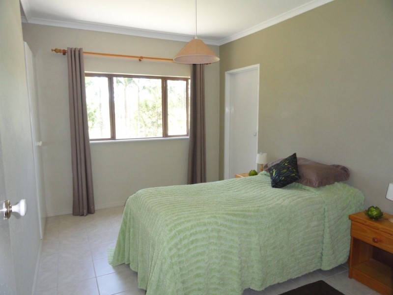89 Green Trees Road, Pie Creek QLD 4570