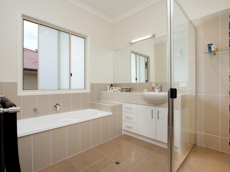 32 Crown Road, Gympie QLD 4570