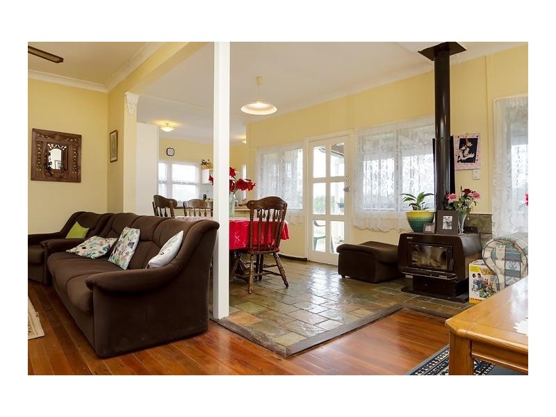 370 Diamondfield Rd, Amamoor QLD 4570