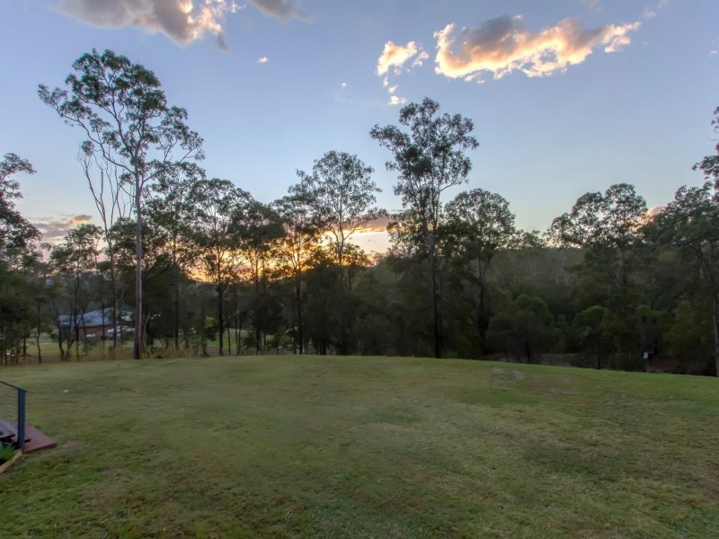 24 Coolabah Court, Pie Creek QLD 4570