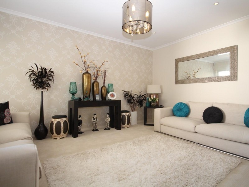 24 Majestic Place, Jones Hill QLD 4570