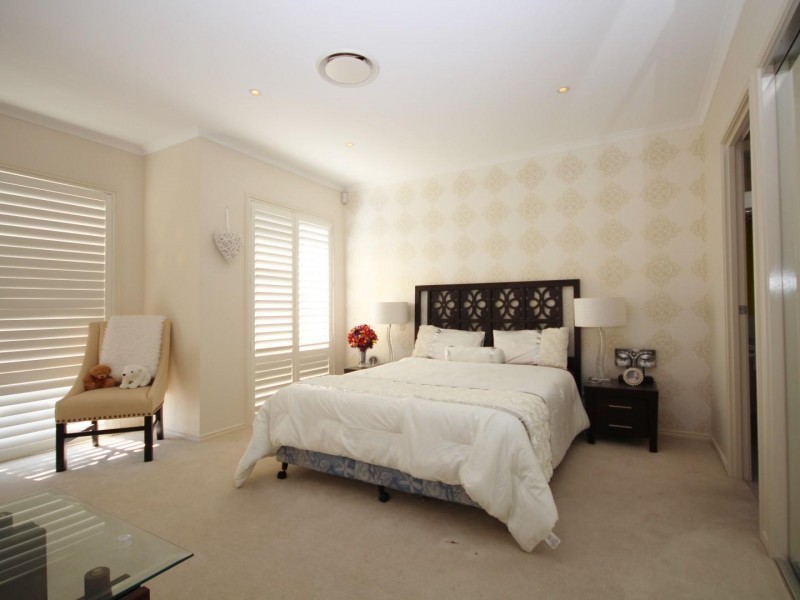 24 Majestic Place, Jones Hill QLD 4570