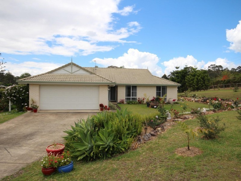 92 Pine Valley Drive, Pie Creek QLD 4570