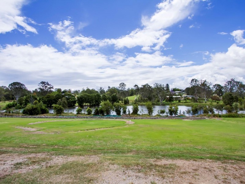 35  Watergum Drive, Pie Creek QLD 4570