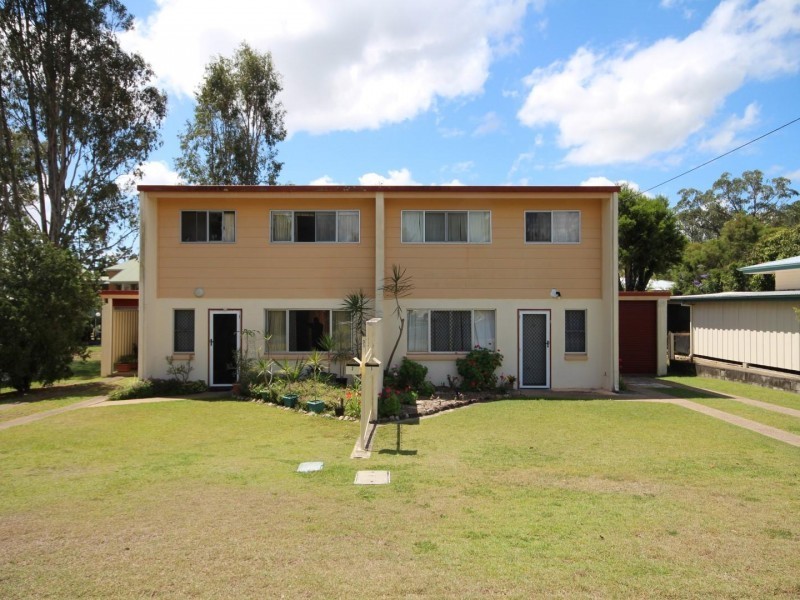 Unit 1 & 2, 31 Neil Street, Southside QLD 4570